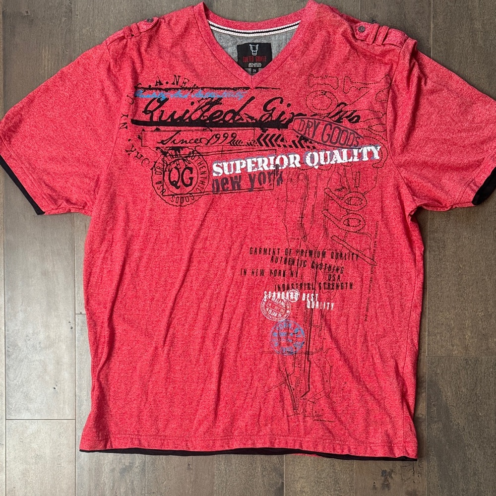 Superior Quality Red Men's Graphic Tee